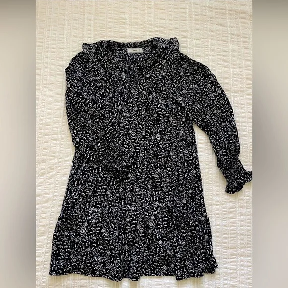 Dress - Picture 1 of 4